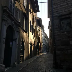 https://le-muravenete.italymilanhotels.net